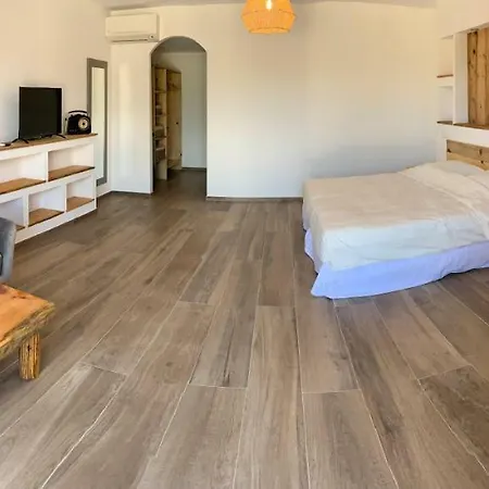 Chambres De Charme Bed and breakfast
